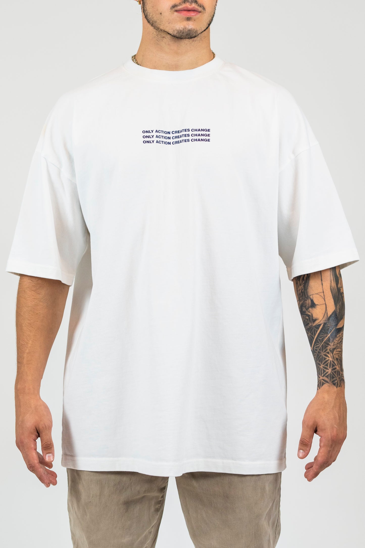 WHITE OVER SIZE TEE